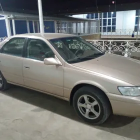 Toyota Camry 1997