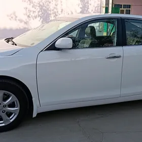 Toyota Camry 2010