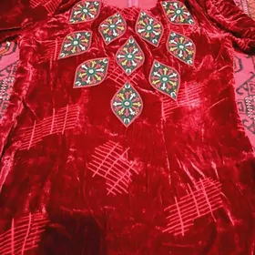 Koynek gyzyl