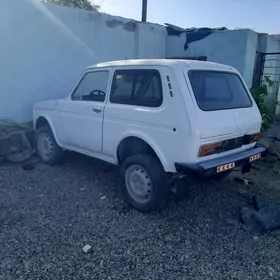 Lada Niva 1986