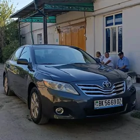 Toyota Camry 2010