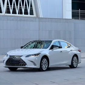 Lexus ES 350 2019