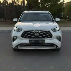 Toyota Highlander 2020
