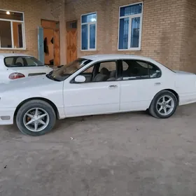 Nissan Maxima 1999