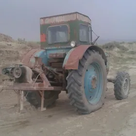 MTZ 82 1995
