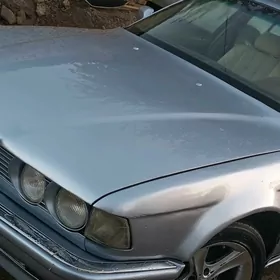 BMW 730 1992