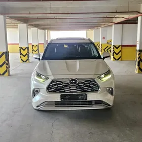 Toyota Highlander 2020