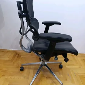 кресло ergohuman