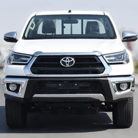 Toyota Hilux 2025