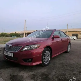 Toyota Camry 2011