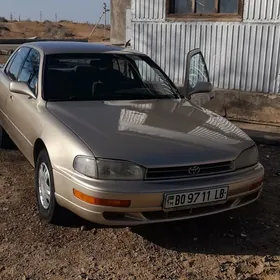Toyota Camry 1992