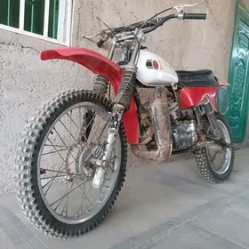 Yamaha Artistic 1988