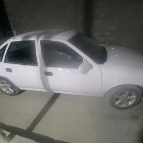 Opel Vectra 1992