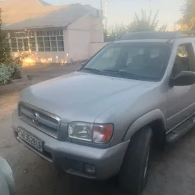 Nissan Pathfinder 2003
