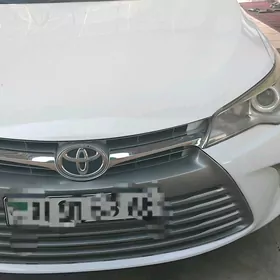 Toyota Camry 2017