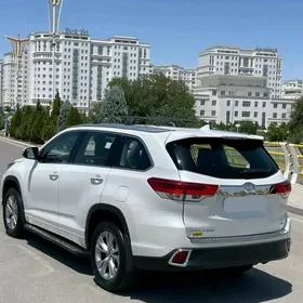 Toyota Highlander 2017