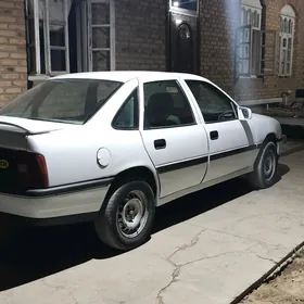 Opel Vectra 1989