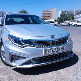 Kia Optima 2020