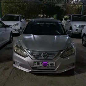 Nissan Altima 2017