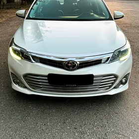 Toyota Avalon 2013