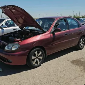 Daewoo Lanos 1999