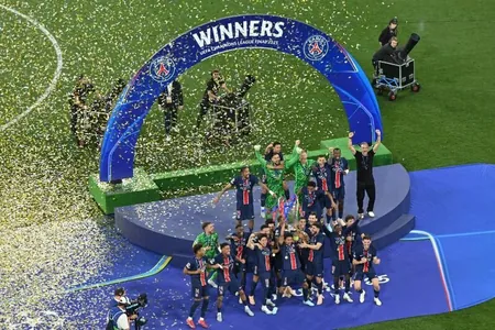 UEFA Çempionlar ligasynyň finalynyň başlanýan wagtyny öňe süýşürdi