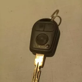 ключи от BMW 523