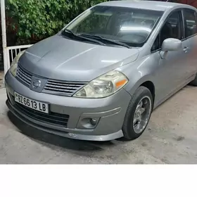 Nissan Versa 2010
