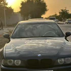 BMW E39 2002