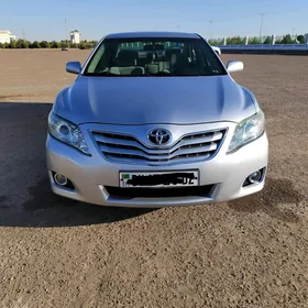 Toyota Camry 2010