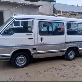 Toyota Hiace 1989