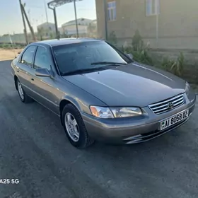 Toyota Camry 1999
