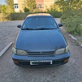 Toyota Corona 1995