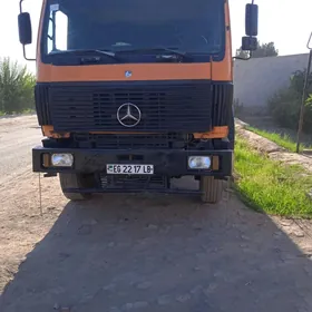 Mercedes-Benz ACTROS 3331 2010
