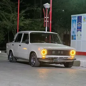 Lada 2104 1986