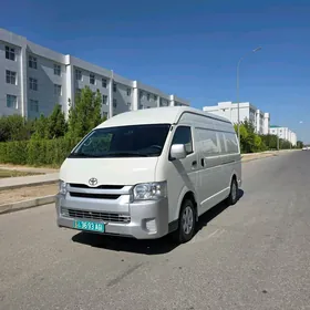 Toyota Hiace 2023