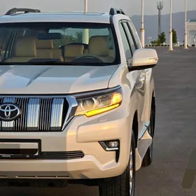 Toyota Land Cruiser Prado 2020