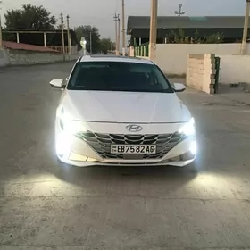 Hyundai Elantra 2020
