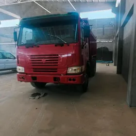 Howo Sinotruk 2008