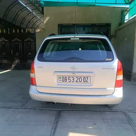 Opel Astra 2001