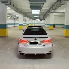 Toyota Camry 2020