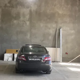Toyota Camry 2011