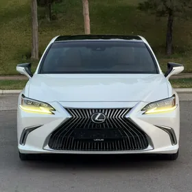 Lexus ES 350 2019