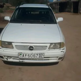 Opel Astra 1995