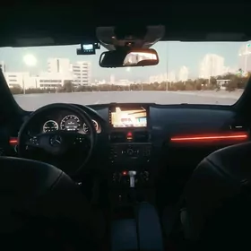 Mercedes-Benz C350 2009