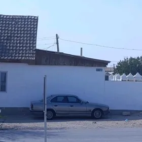 BMW E34 1992