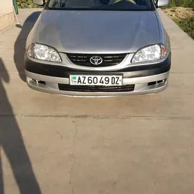Toyota Avensis 2001