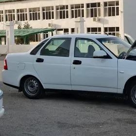 Lada Priora 2015