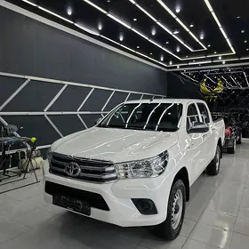 Toyota Hilux 2020