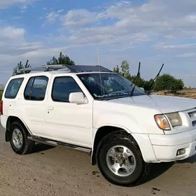 Nissan Xterra 2000